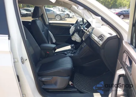 2023 Volkswagen Tiguan 2.0T Se из США, поврежденный, VIN 3VV2B7AX7PM020066